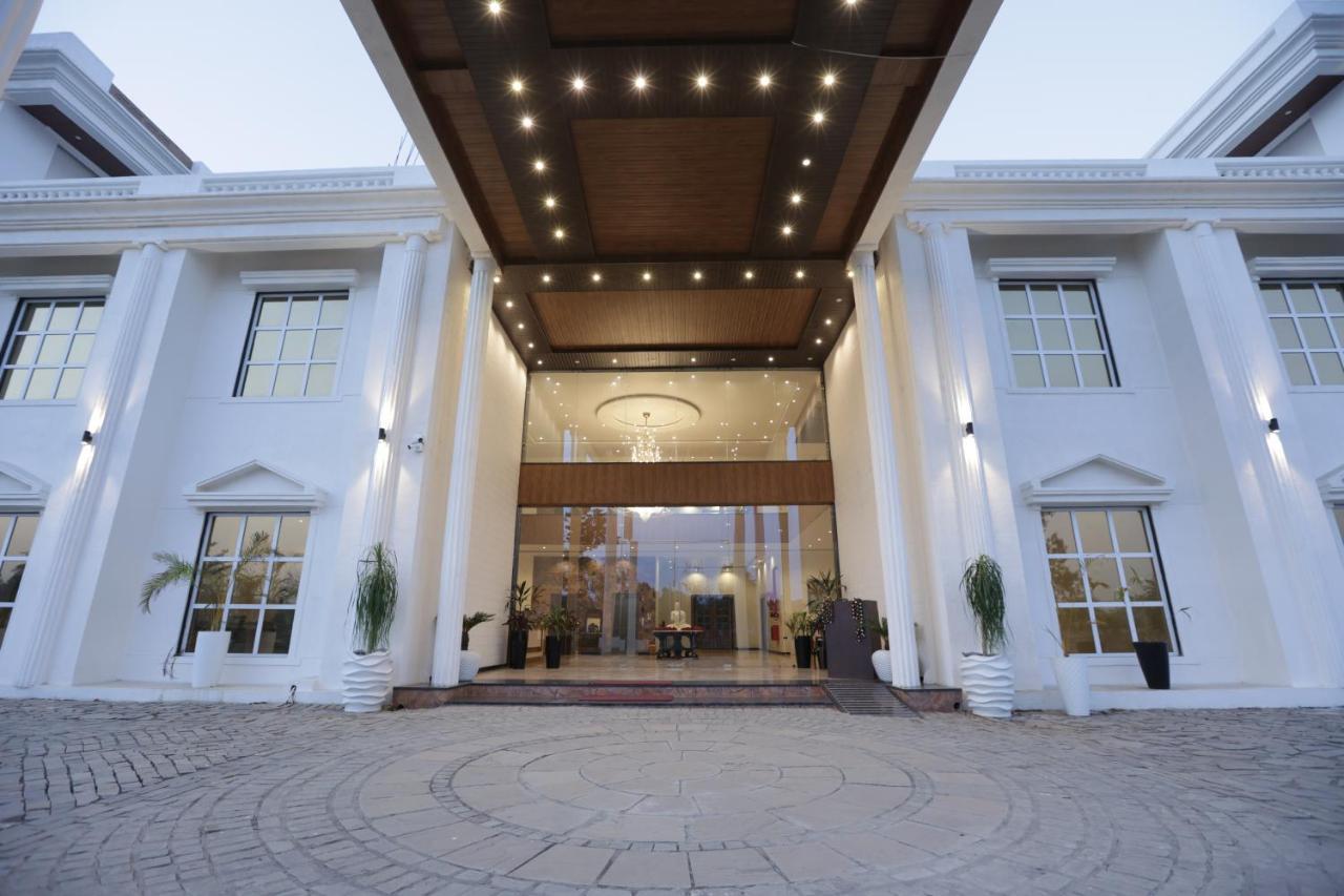 The Heritage Conventions Sāgar Extérieur photo
